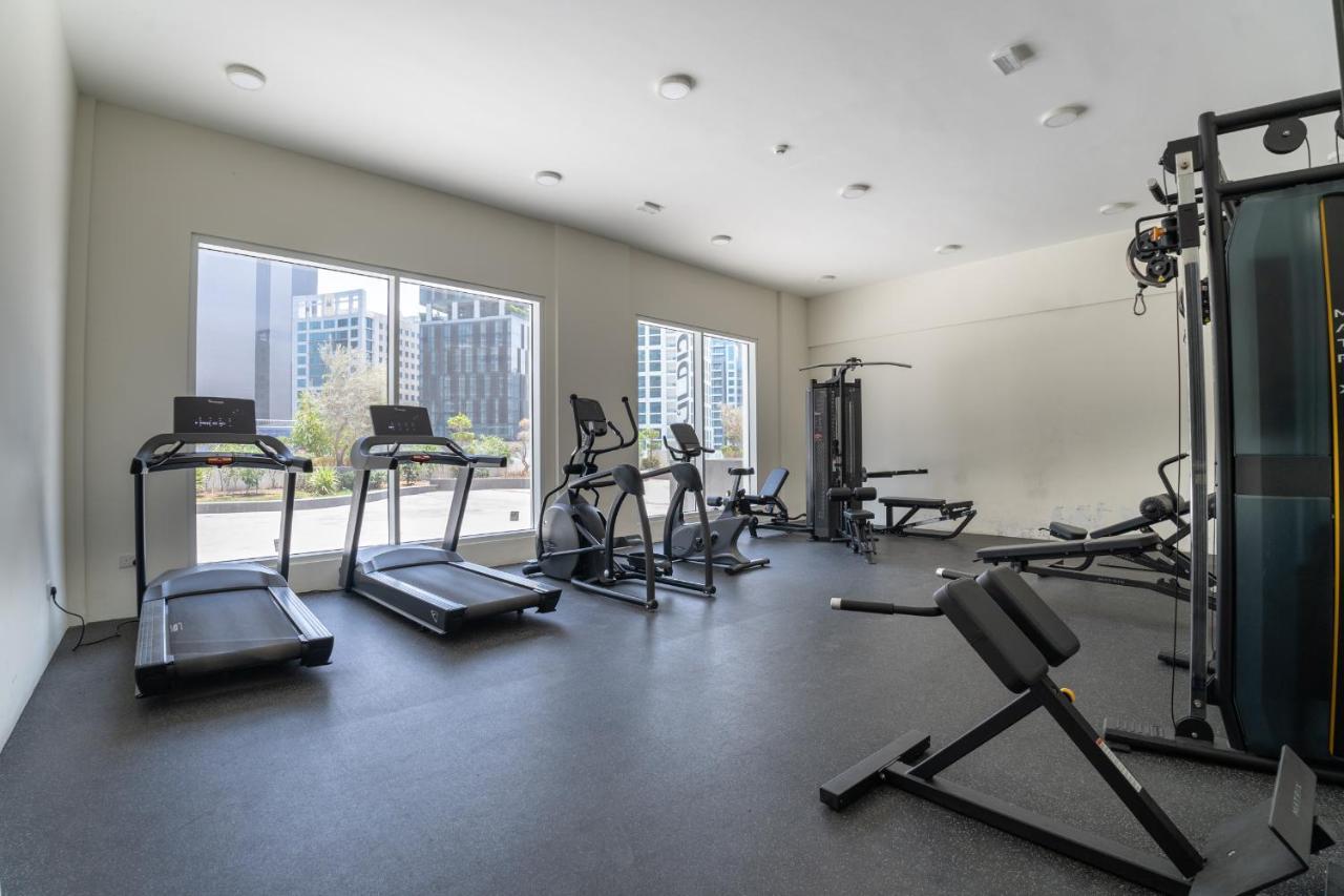 Luxury Apartments Business Bay Gym Pool Parking By Sojo Stay Dubai Exterior photo