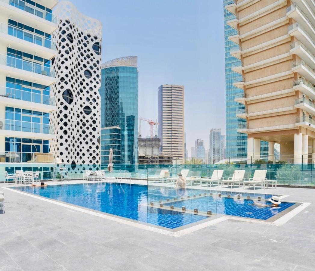 Luxury Apartments Business Bay Gym Pool Parking By Sojo Stay Dubai Exterior photo